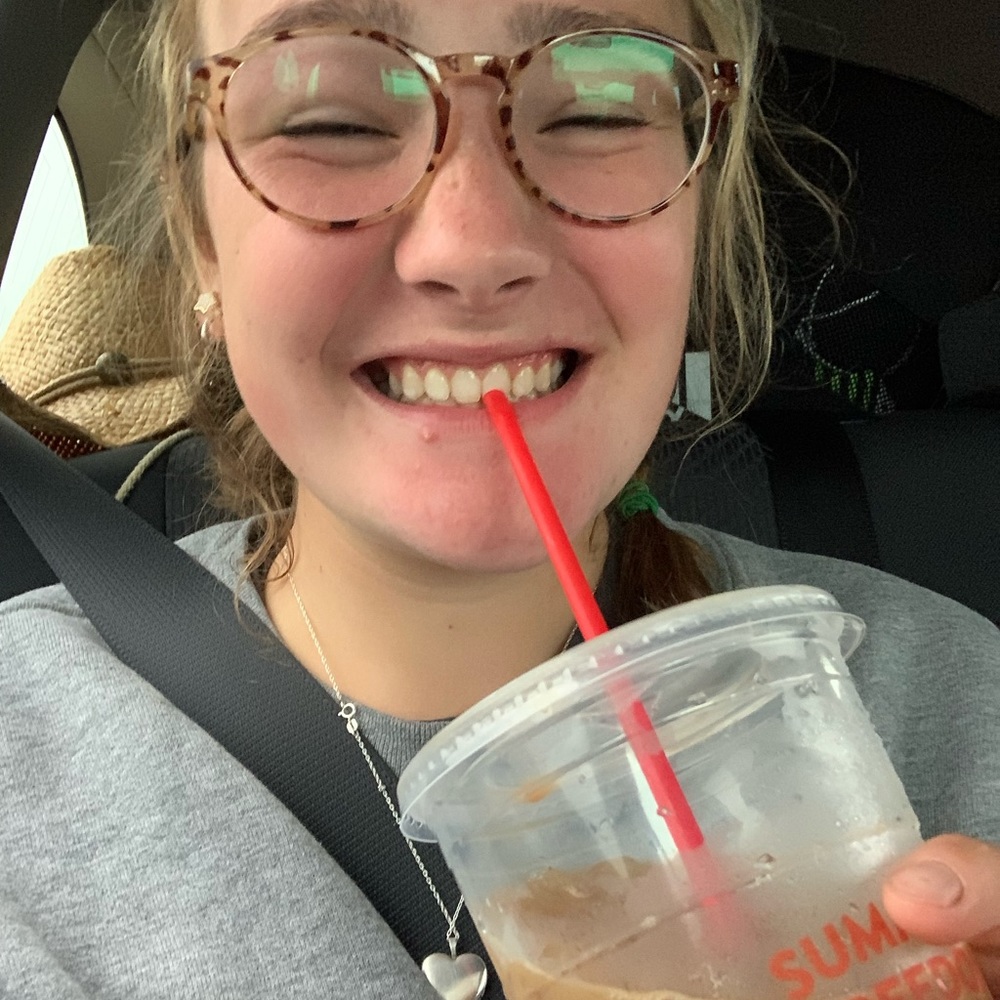 Meet your Posher, Josie